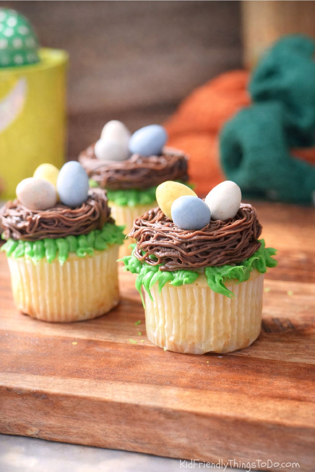 bird nest cupcakes for spring 