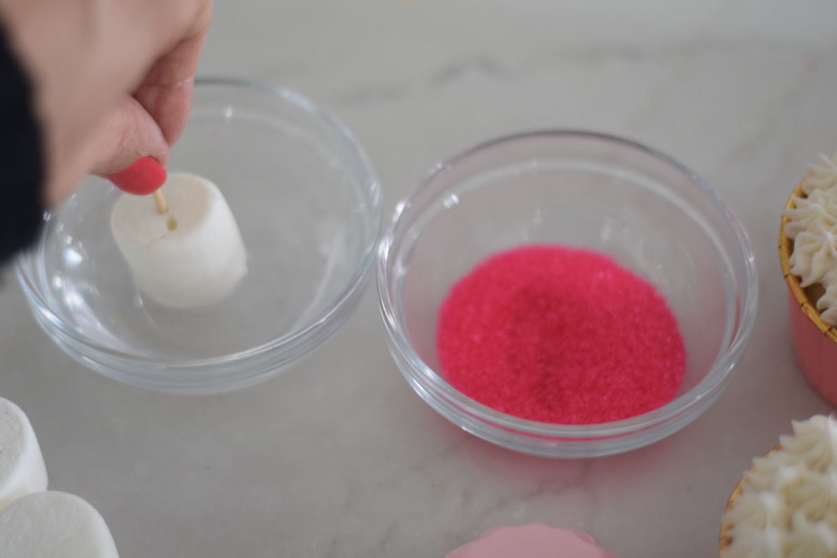 making marshmallow ballerina cupcakes 