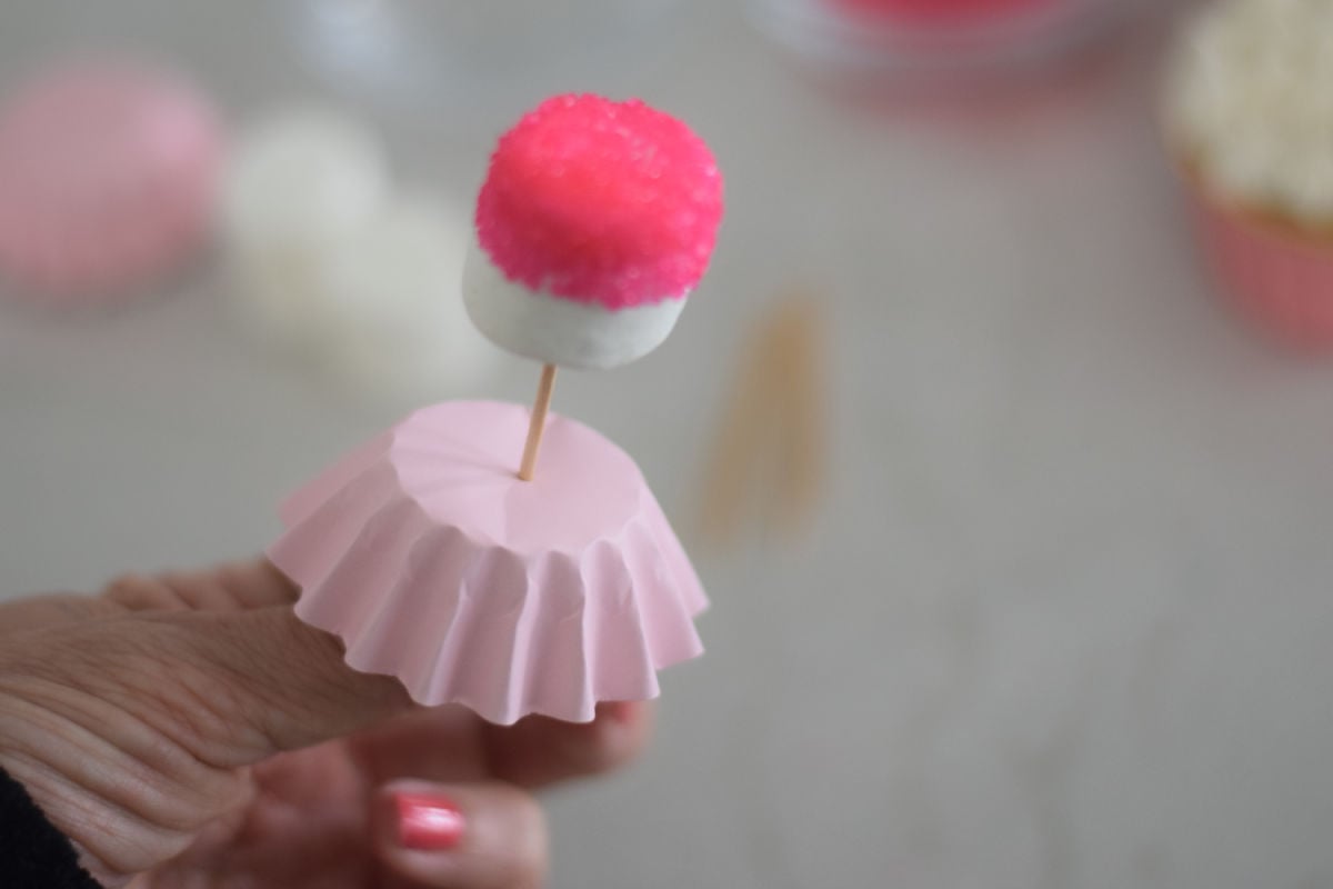 making marshmallow ballerina cupcakes 