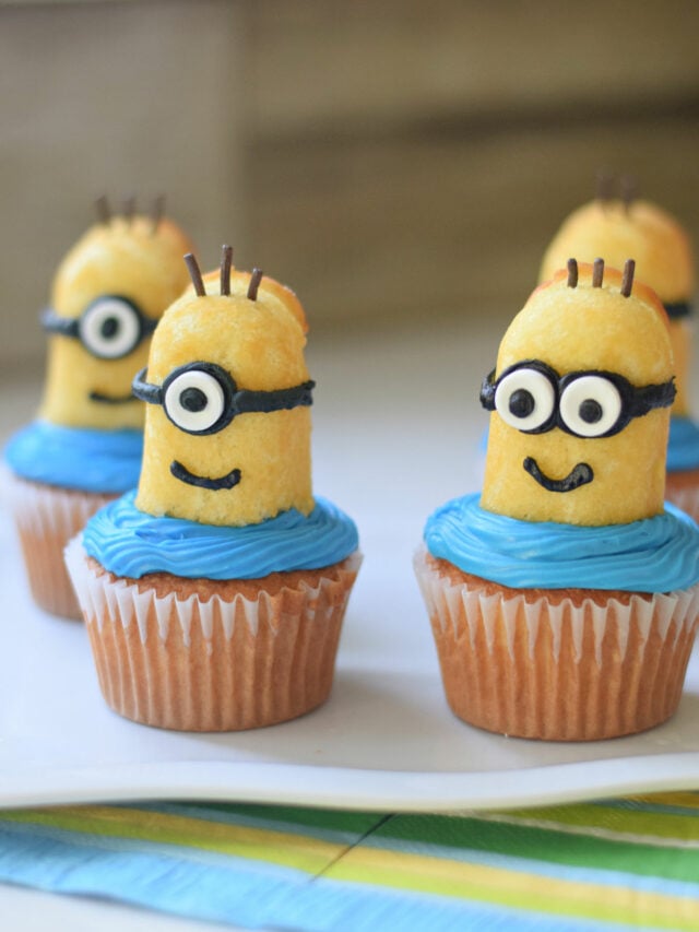 Twinkie Minion Cupcakes – Story