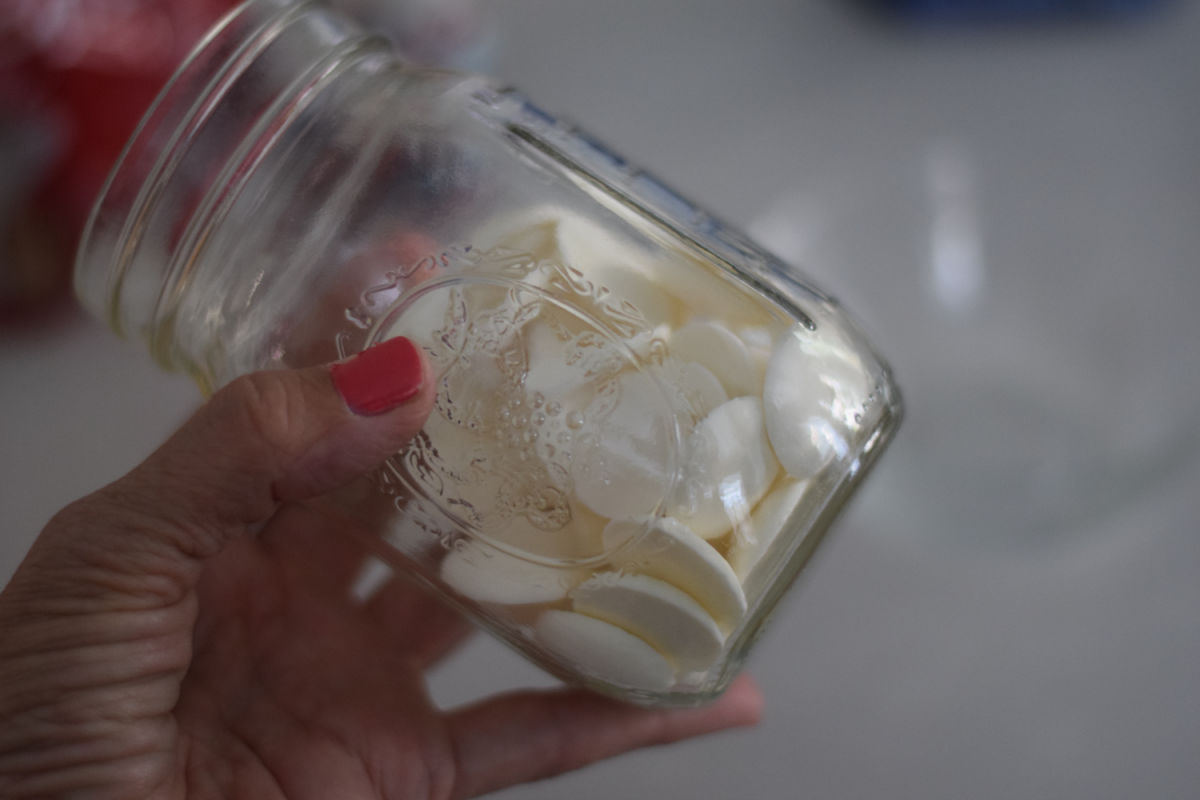 chocolate melts in mason jar 