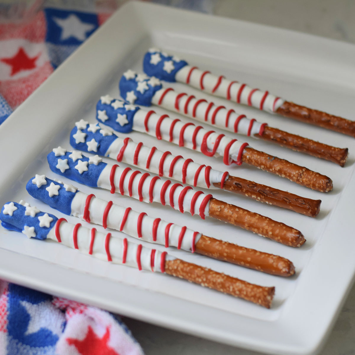 patriotic chocolate pretzels 