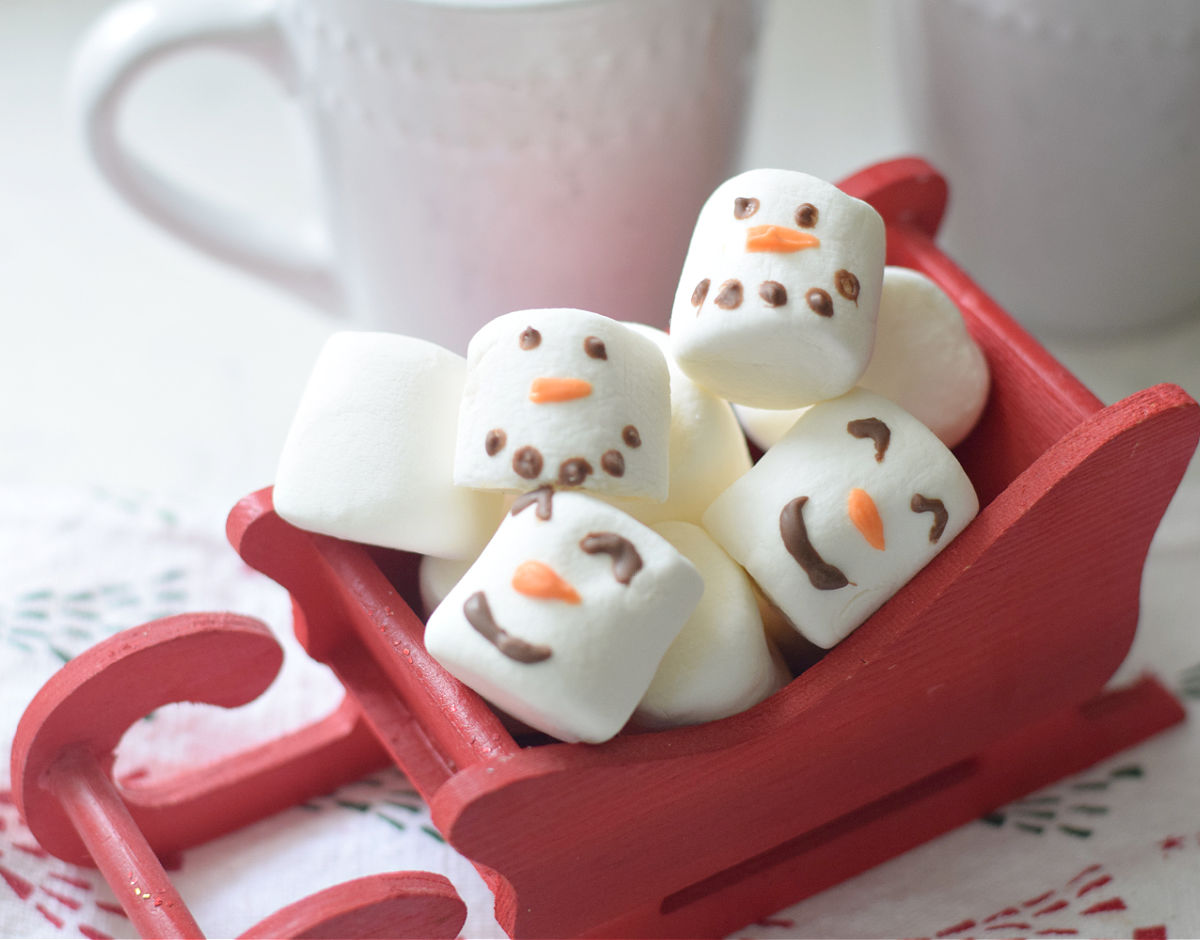 marshmallow snowman