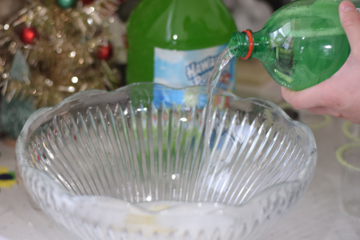 making Grinch punch