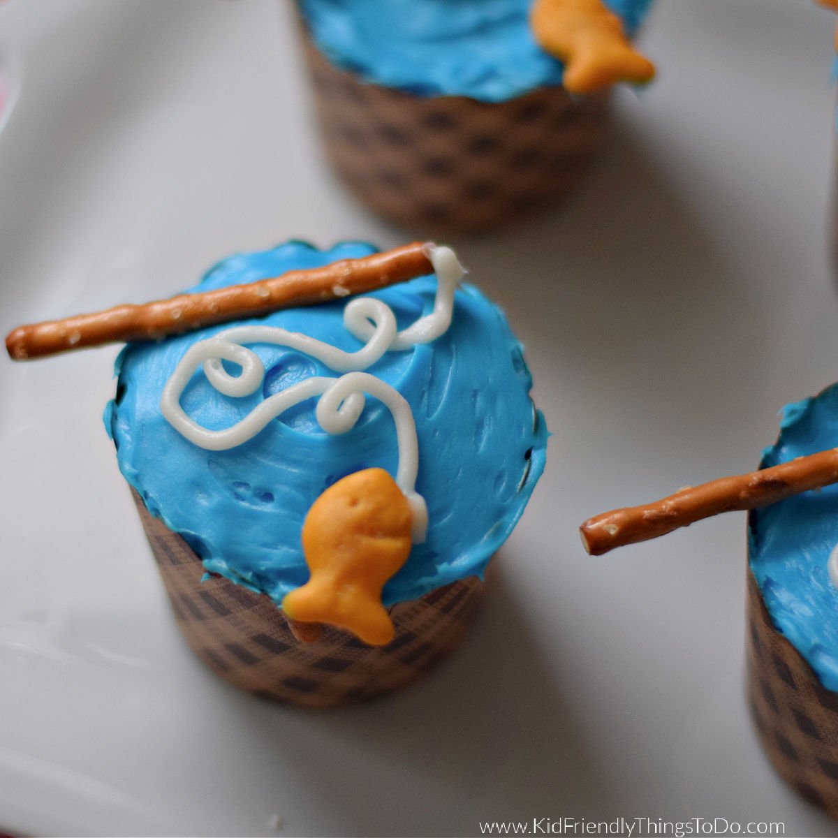 gone fishing cupcakes