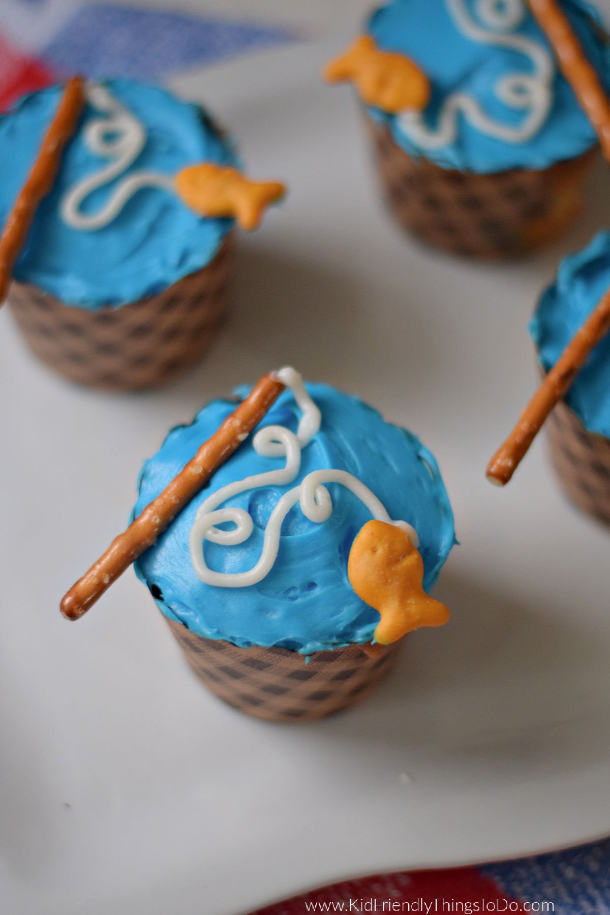 gone fishing cupcakes