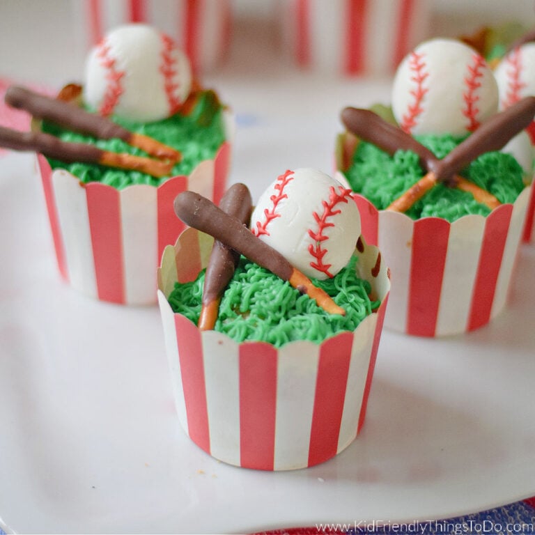 baseball cupcakes