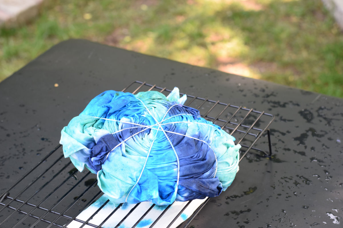 spiral tie-dye technique