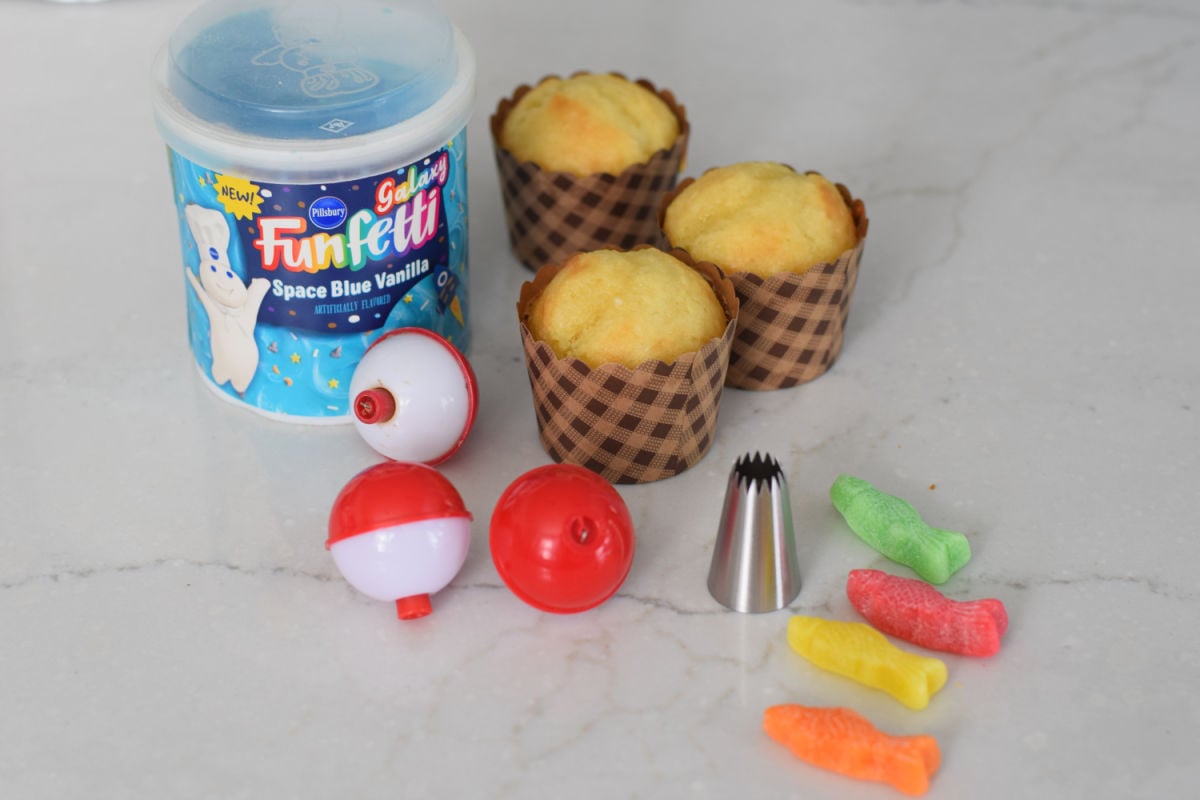 fishing bobber cupcakes 