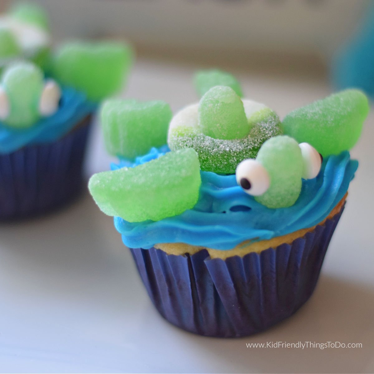 sea turtle cupcake
