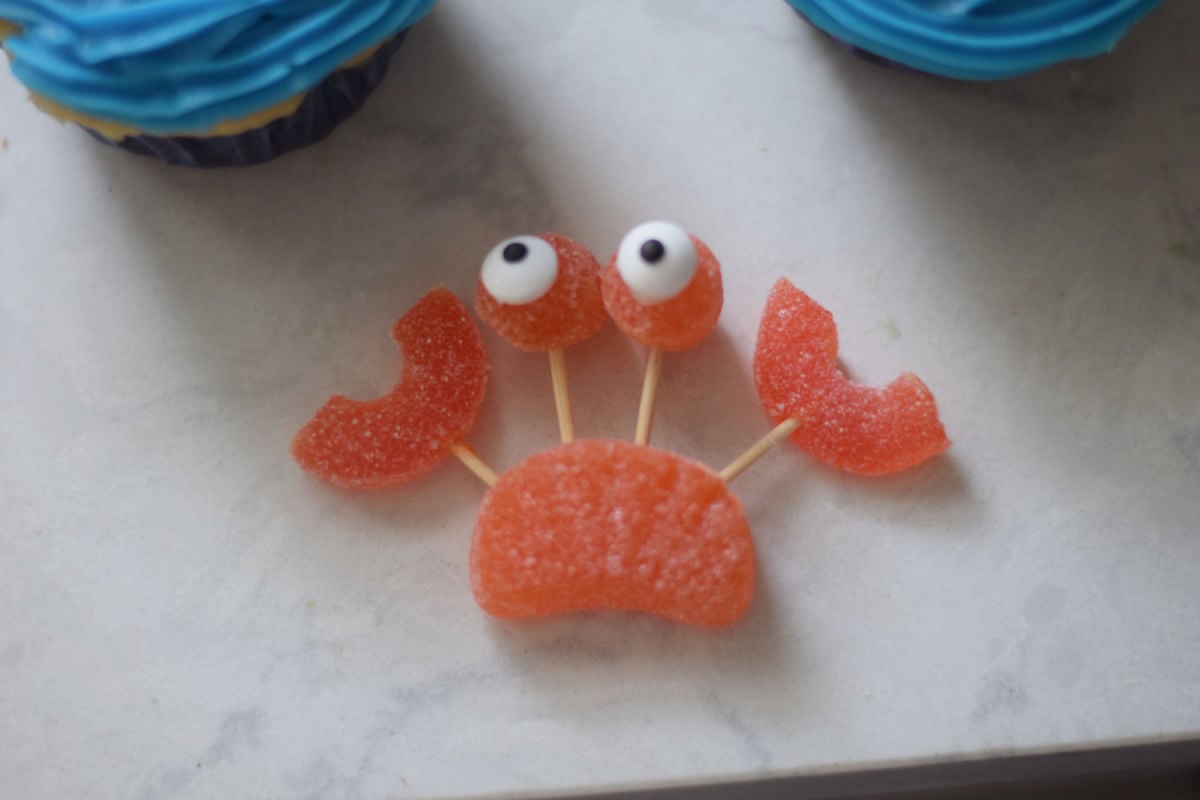 crab for crab cupcake 