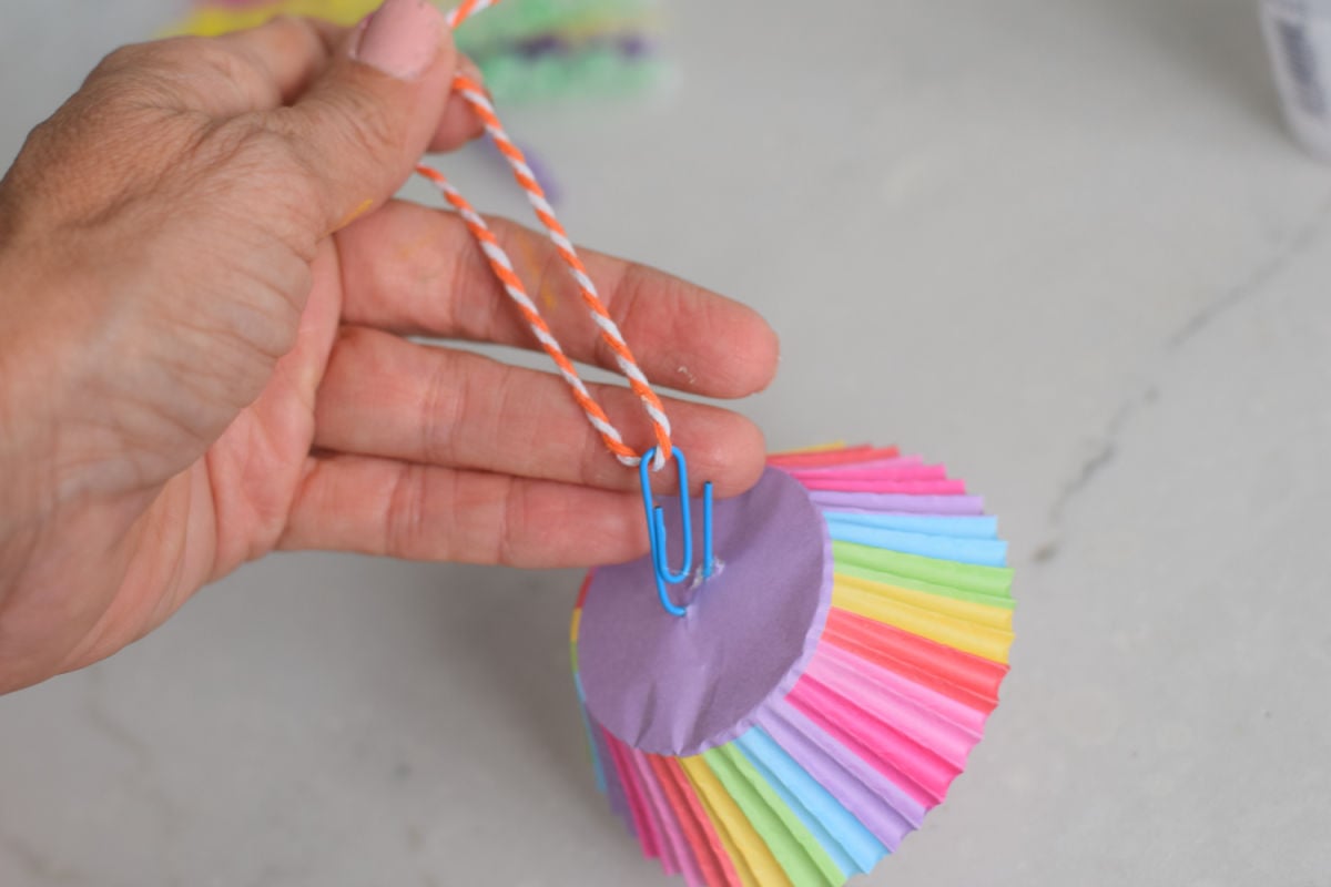 adding string to jellyfish craft 