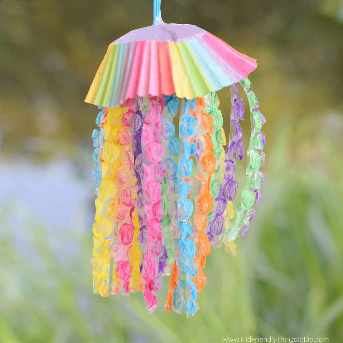 cupcake wrapper jellyfish craft