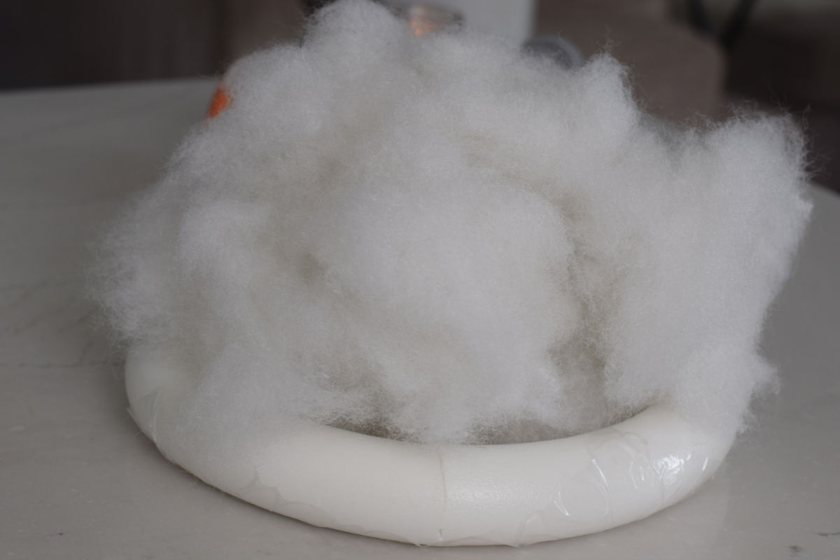 filling wreath form with fiberfill