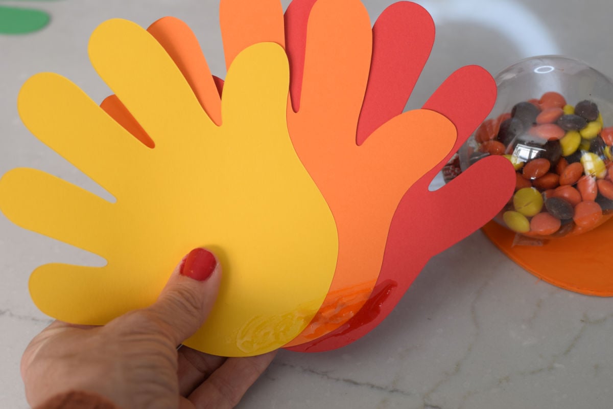 paper handprint turkey feathers 