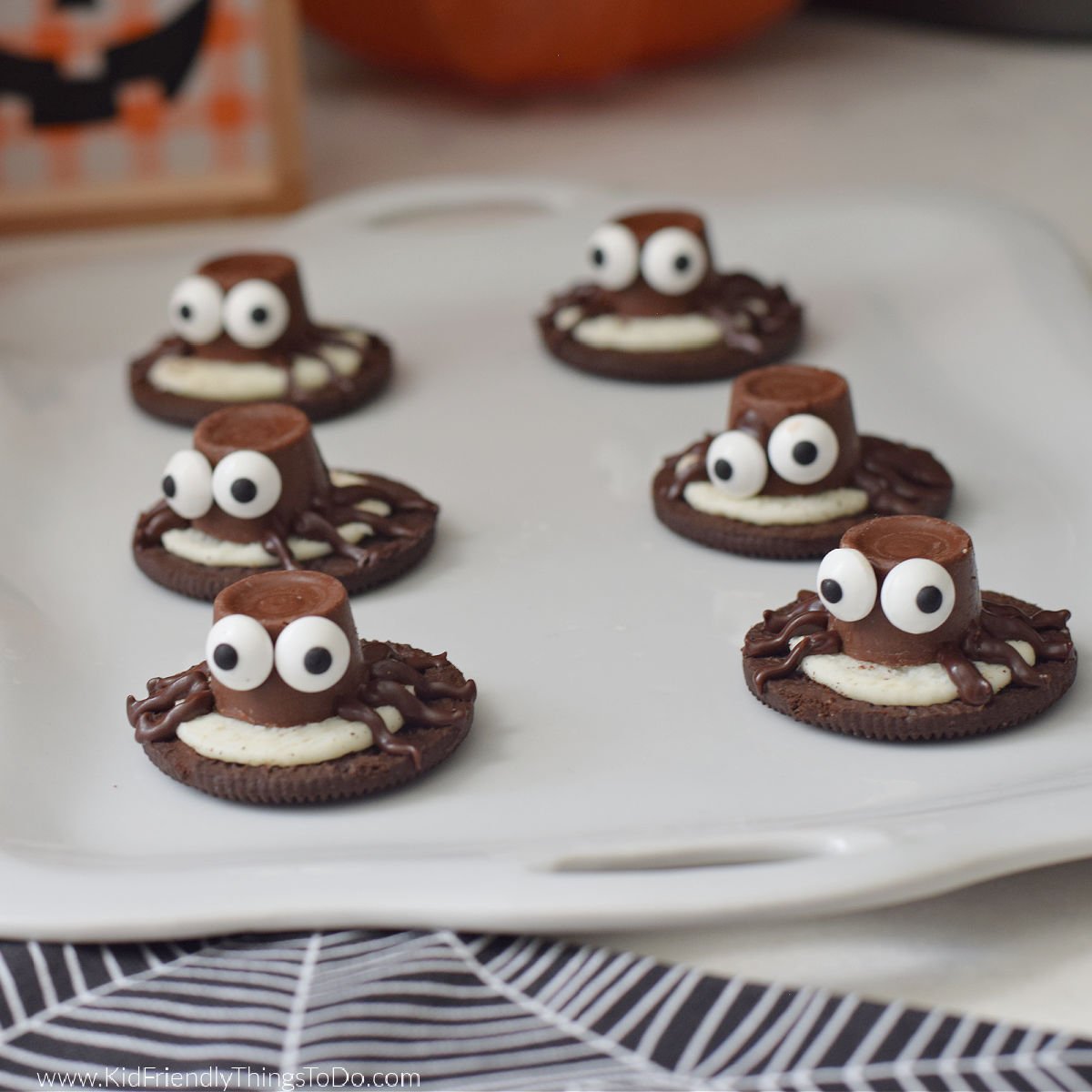 Rolo spider cookies