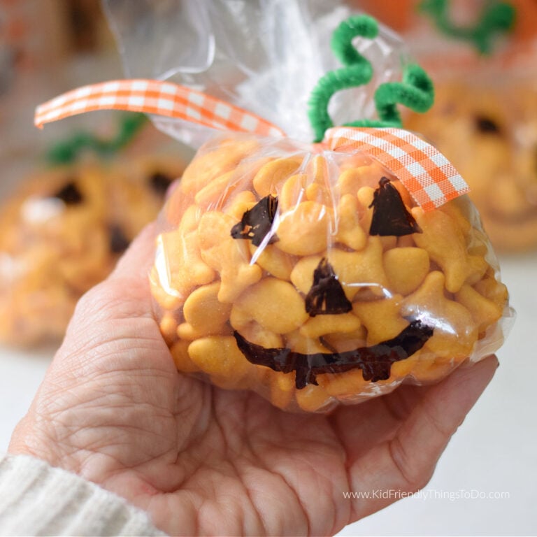 Jack-O-Lantern Goldfish Snack Bags