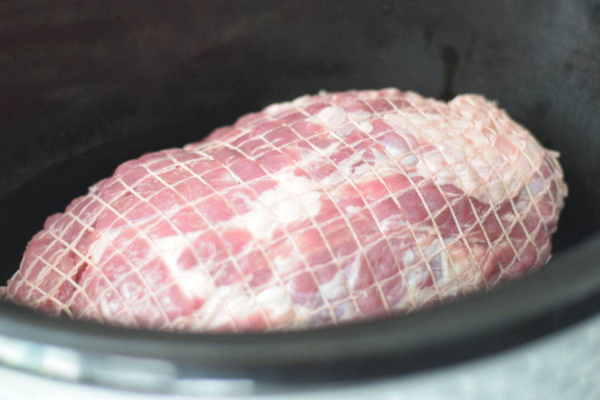 pork shoulder roast in slow cooker
