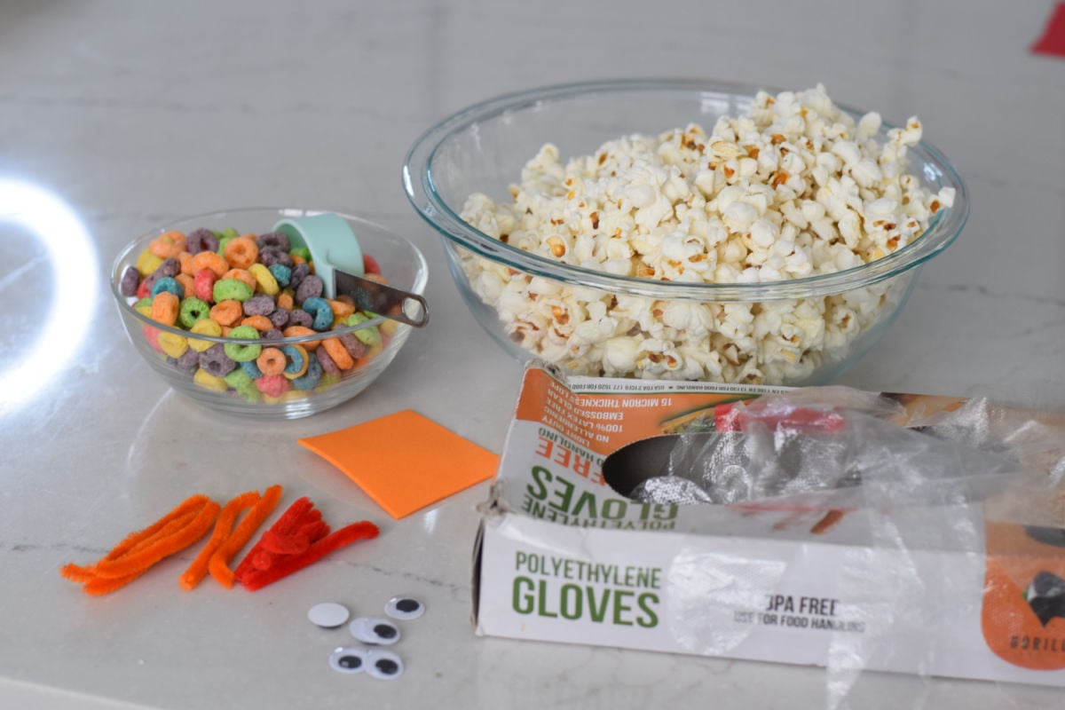 supplies for turkey snack treat