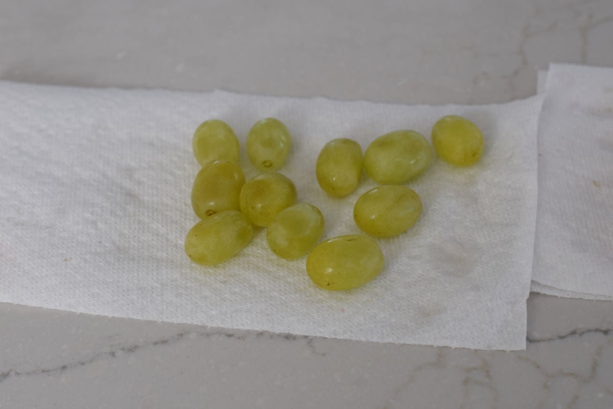 grapes 