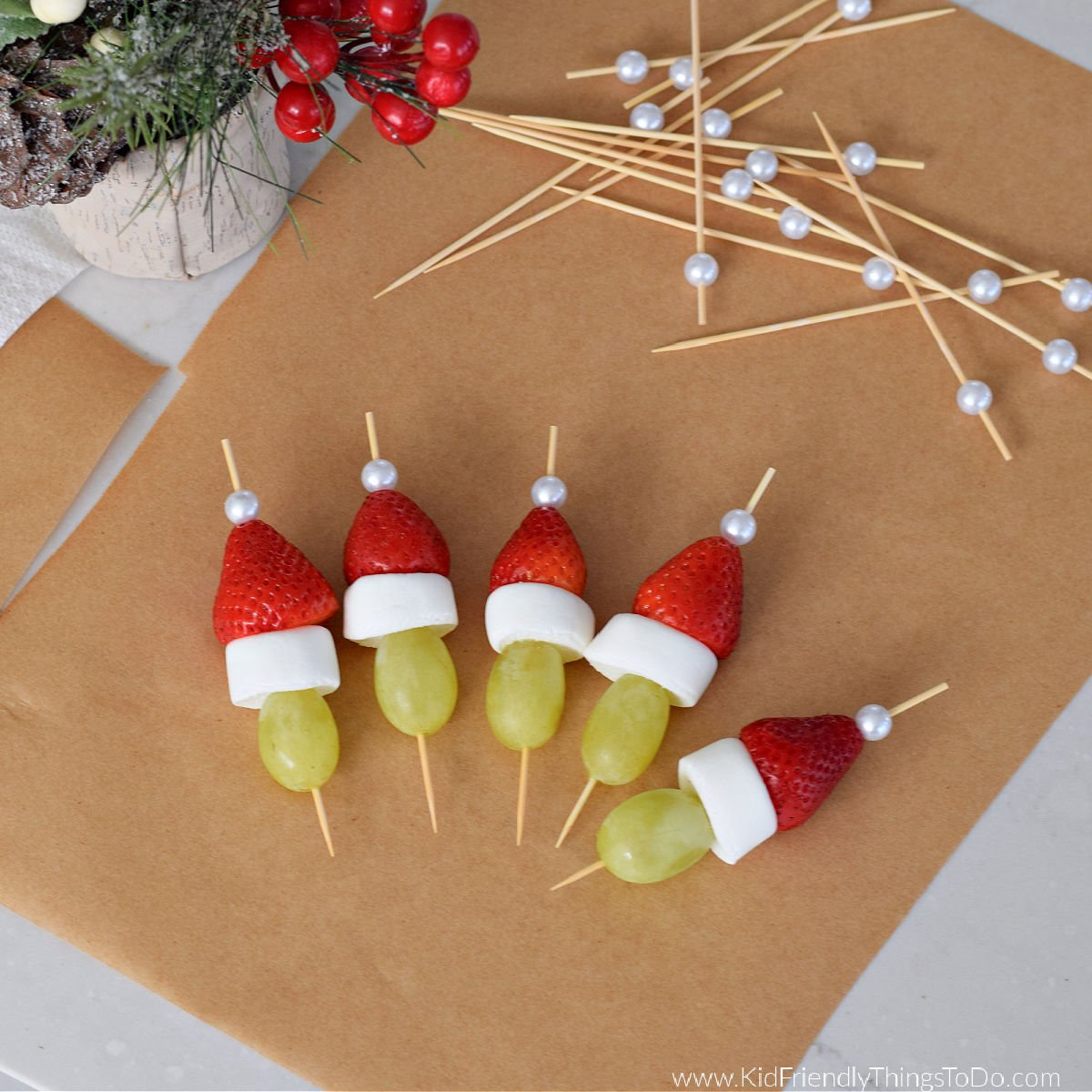 Grinch fruit skewers