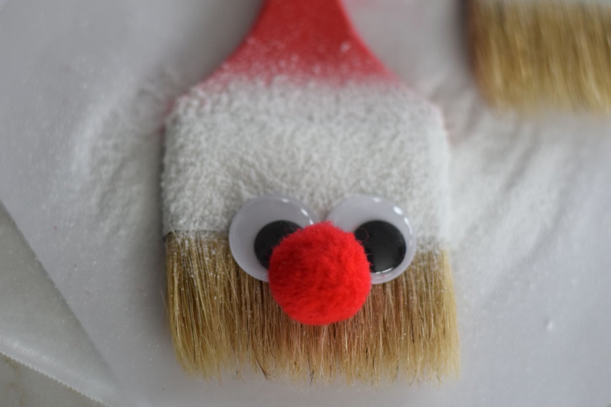 paintbrush Santa craft