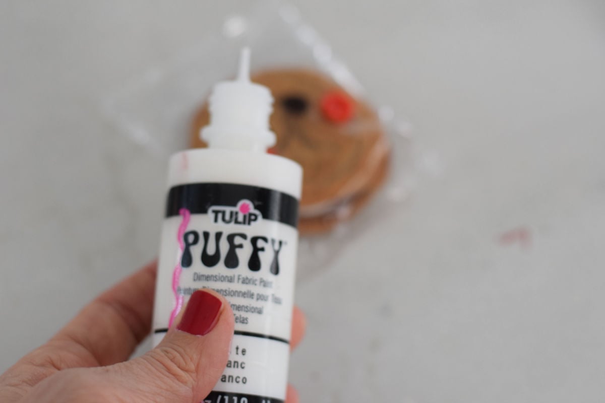 puffy paint for gingerbread oatmeal pies 