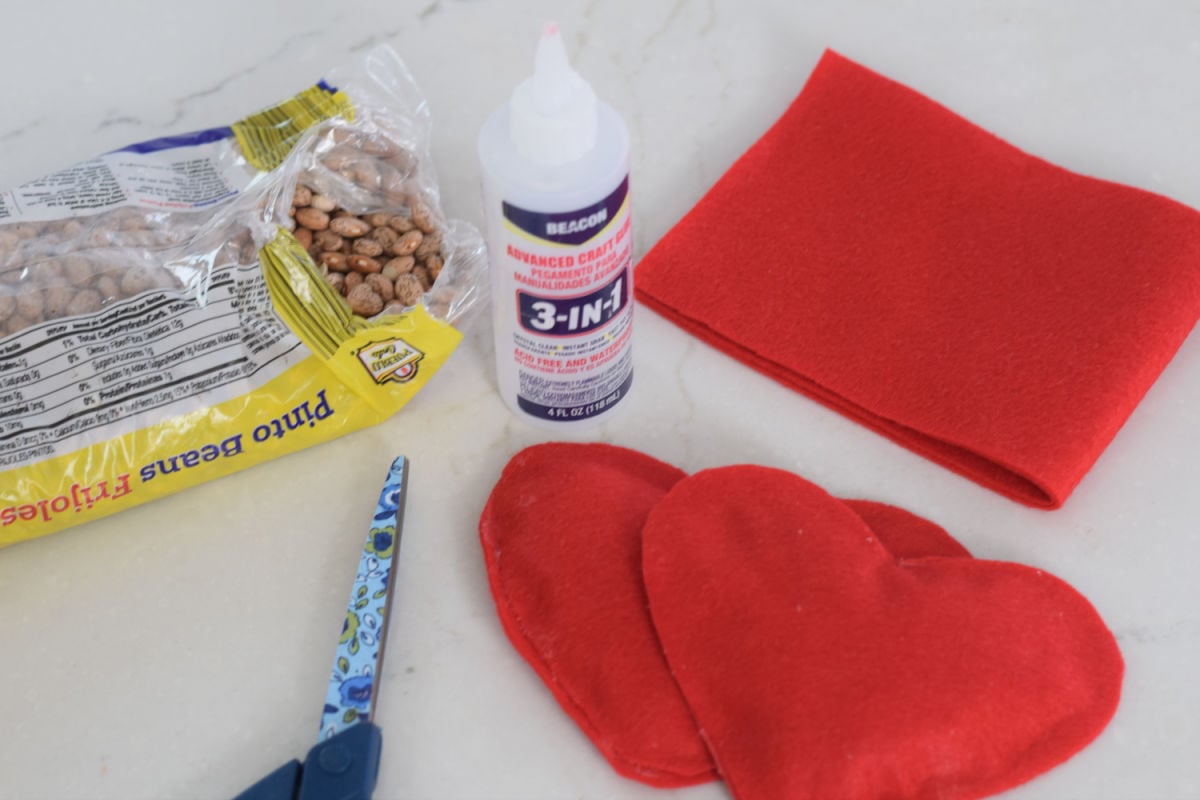 making felt hearts for knockdown game 