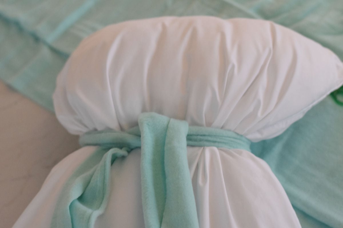 snowman pillow buddy scarf