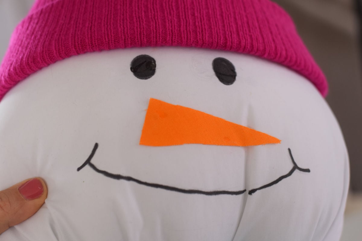 making snowman buddy