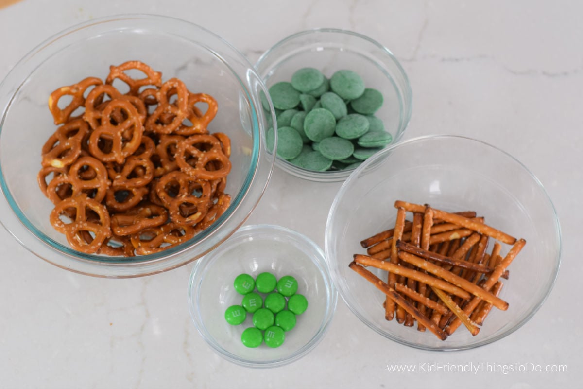 shamrock pretzel treats ingredients