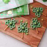 shamrock pretzel treats
