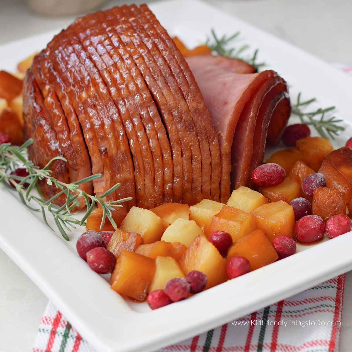honey glazed ham with pineapple