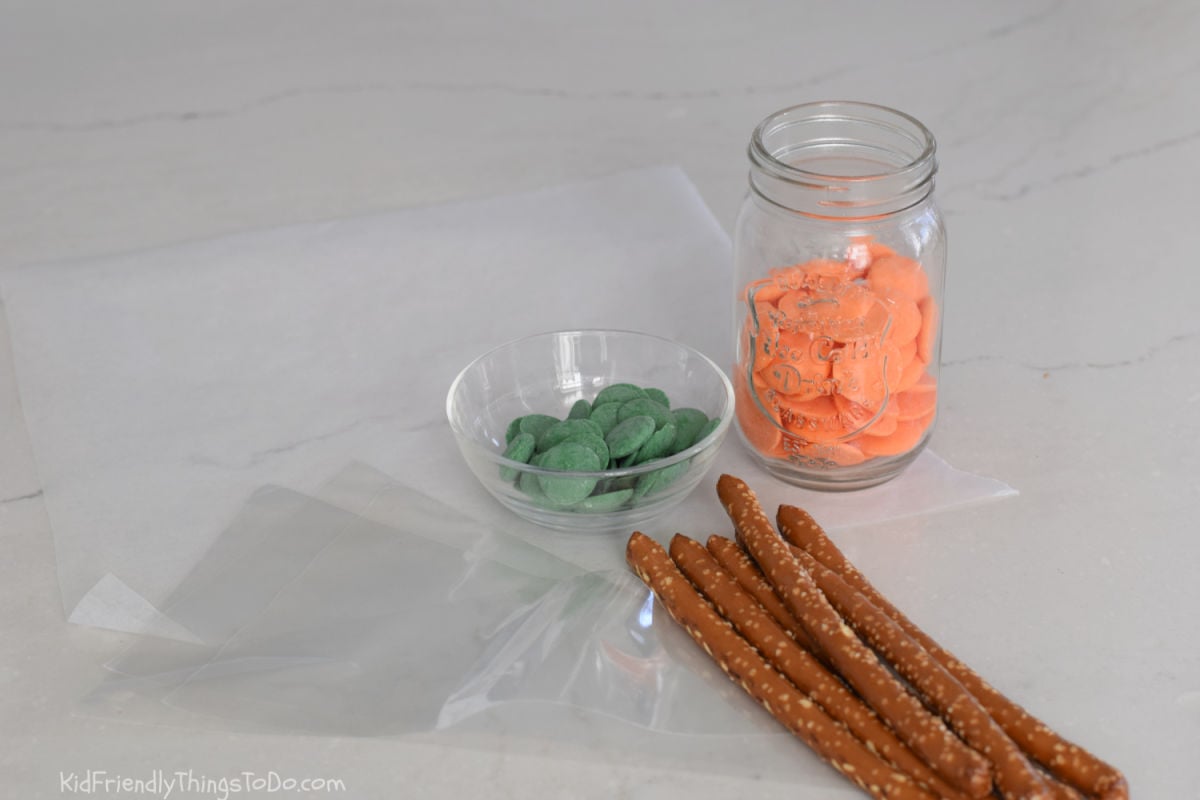 ingredients for carrot pretzels 