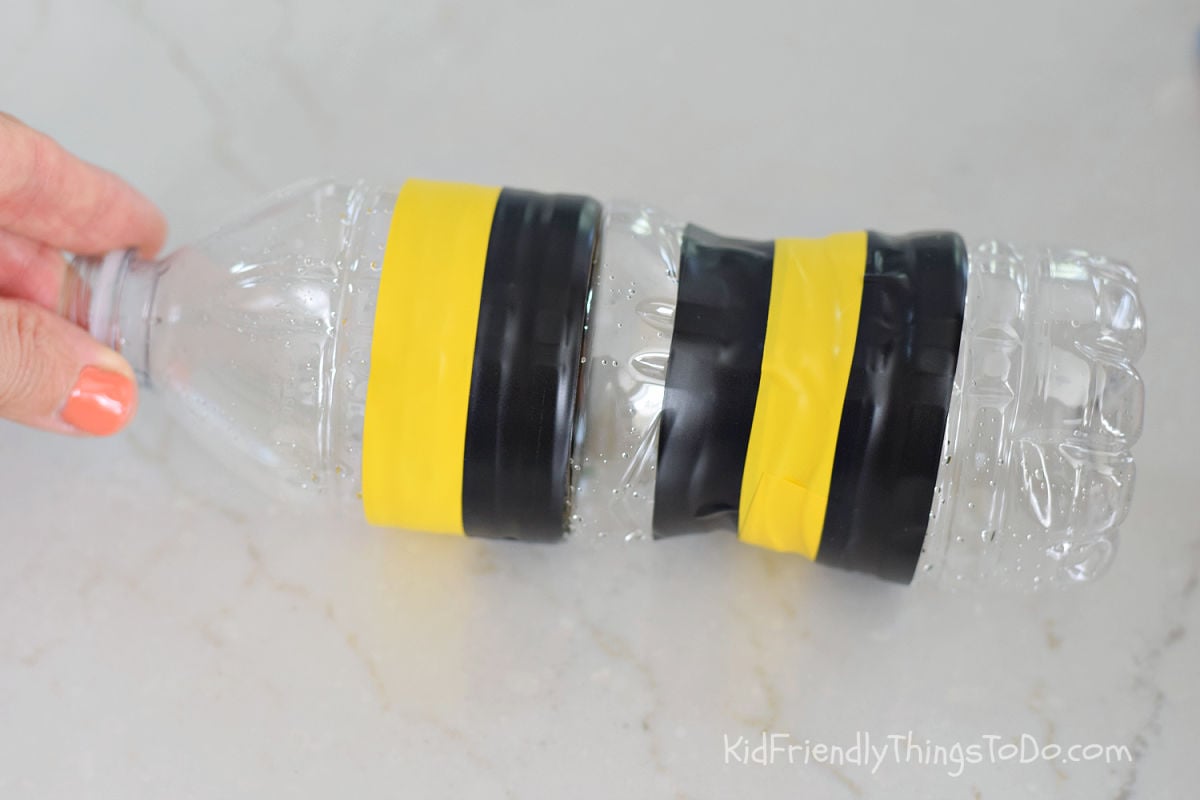 easy water bottle bee craft for kids 