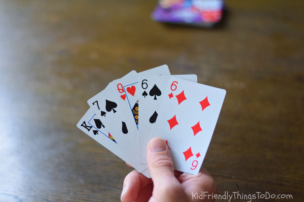 a five card hand of cards 
